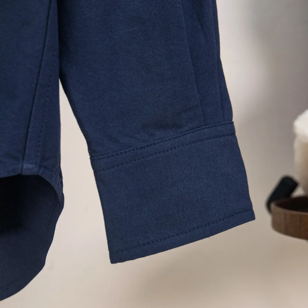 P270 zp version [Exclusive supply] Ralph Lauren/Ralph Lauren's classic evergreen single product 100 cotton Oxford spun old money style casual long-sleeved shirt. 100% restored workmanship. The entire garment is embedded with seams and clean edges. The upper back seams are reorganized for a better fit. ✅ 100 cotton Oxford spun on the face. Pre-wash treatment. The texture is tight and soft. ✅ Custom dyed original pearlescent white bottom buttons. Size partitions. ✅ Special shaped chiffon foil is included in the collar door tube. It is not easy to deform and pull. ✅ RL classic version of the Oxford shirt. The thick and crisp feeling brought by the Oxford cloth. It can be worn alone or as an outer layer. It can be worn in all seasons. It is a must-have item for the wardrobe. Get it with your eyes closed. Color: black, white, pink, blue, carbon gray, khaki, navy blue and red label, dark blue and white label (8 colors) Size: S M L XL Number: WW10970